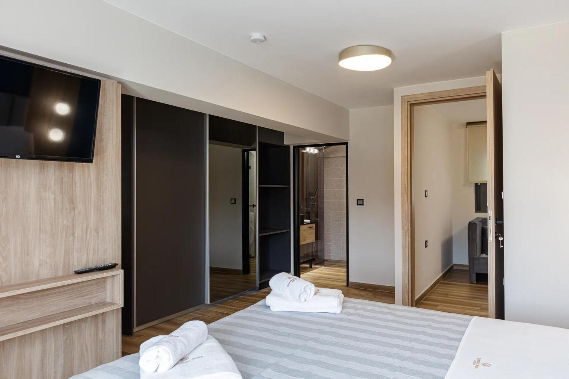 Sapphire Blue Suites 키사모스 외부 사진